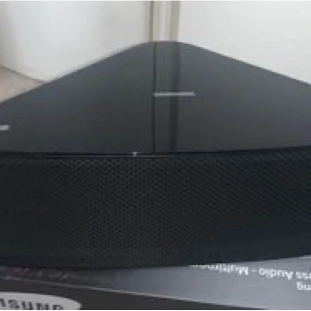 Samsuns wireless speaker brand new